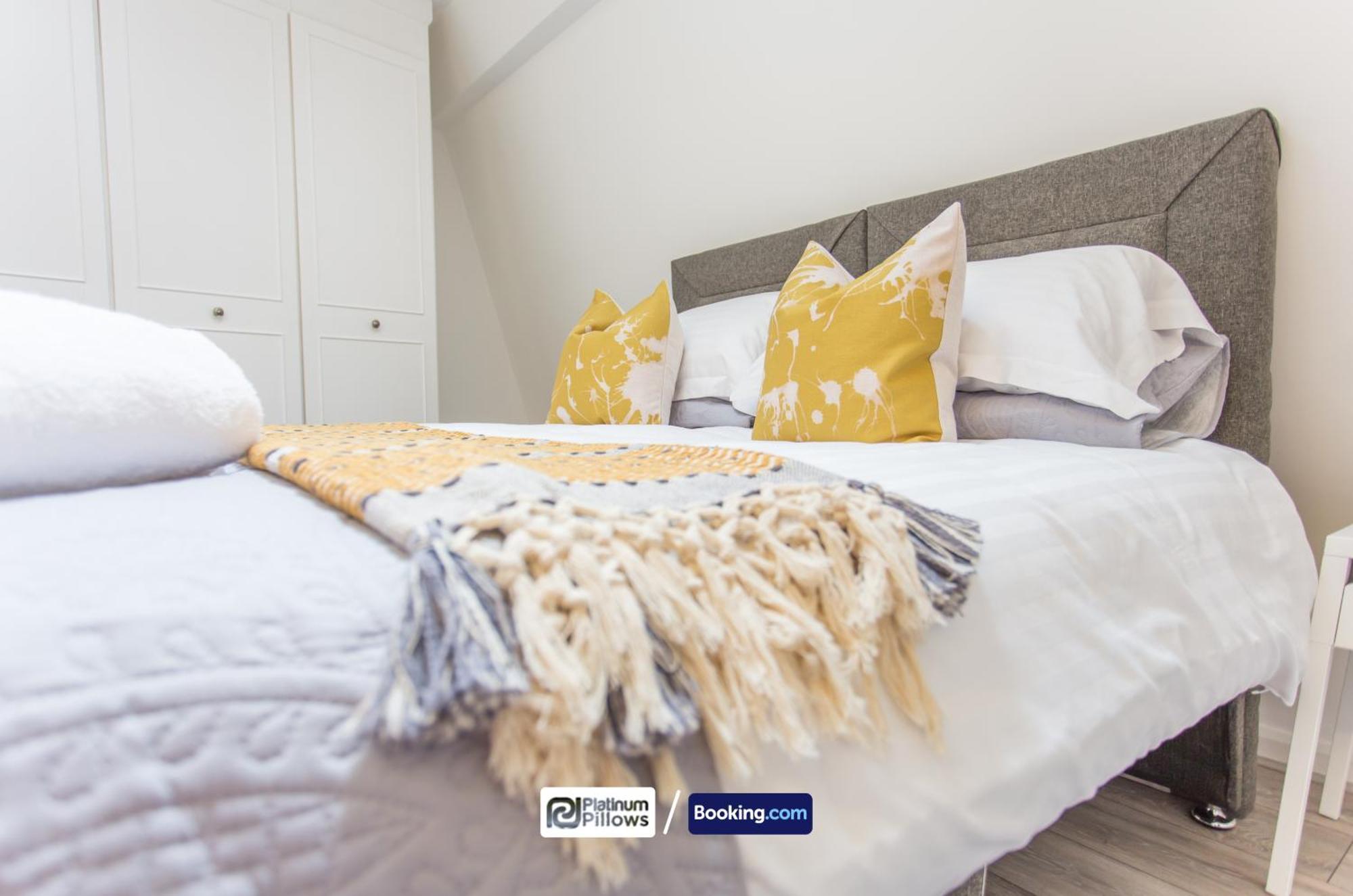 Oxford Apt Near Jr Hospital & Universities, Great Weekly & Long Stay Offers Exterior photo